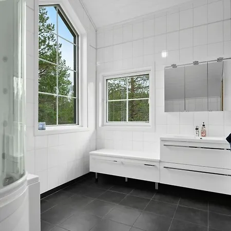 Vakantiehuis Modern With Panoramic Views In Solheimsdalen Tjorhom
