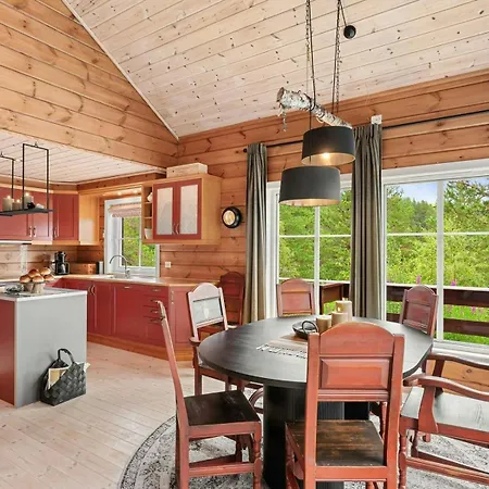 Modern With Panoramic Views In Solheimsdalen Vakantiehuis