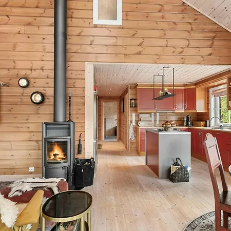 Modern With Panoramic Views In Solheimsdalen Vakantiehuis *