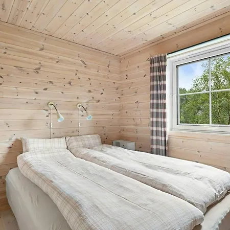 Modern With Panoramic Views In Solheimsdalen Vakantiehuis Tjorhom
